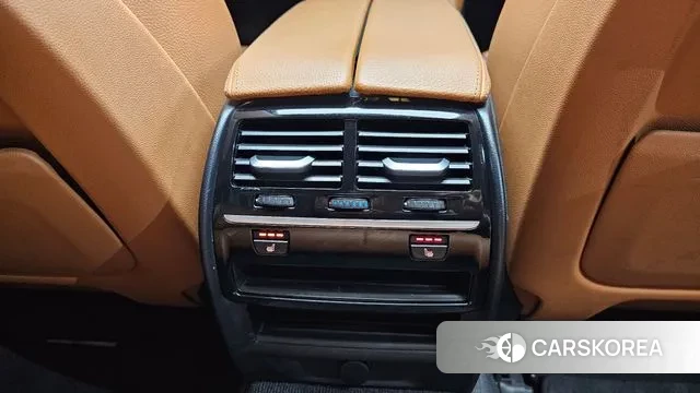 BMW 5 Series (G30) id 3034383 из Кореи 9