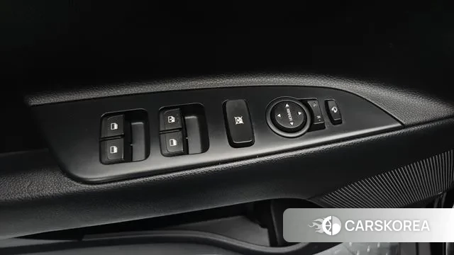 Kia Stonic id 3553012 из Кореи 9