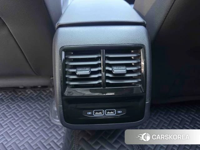 Volkswagen Sagitar id 4341820 из Китая 9