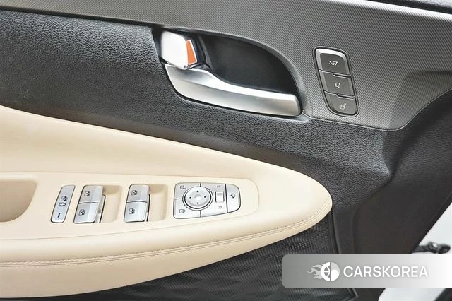 Hyundai The New Santa Fe id 3903352 из Кореи 9