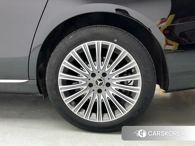 Mercedes-Benz E-class id 4272764 из Китая 9