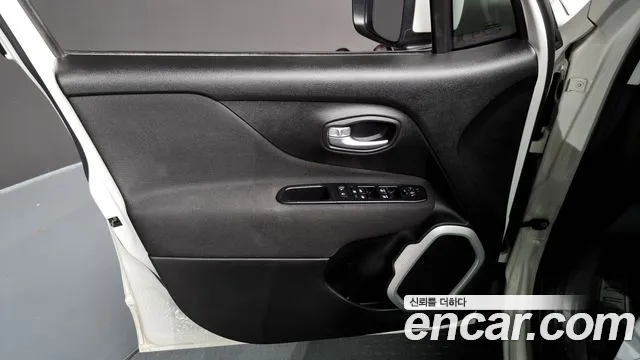 Jeep Renegade id 2467078 из Кореи 9