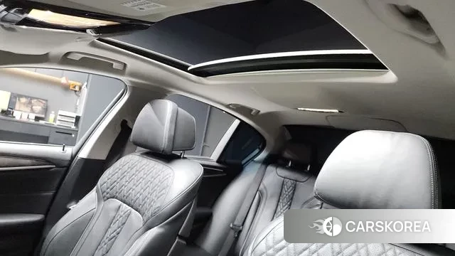 BMW 5 Series (G30) id 3429347 из Кореи 9