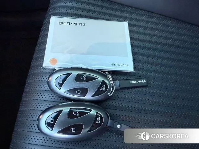 Hyundai Grandeur (GN7) id 3021362 из Кореи 9