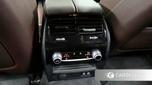 BMW 5 Series (G30) id 3329537 из Кореи 9