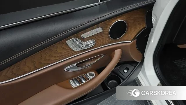 Mercedes-Benz E-Class W213 id 3483885 из Кореи 9