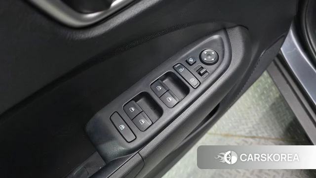 Hyundai Venue id 3879140 из Кореи 9