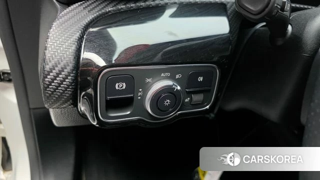 Mercedes-Benz A-Class W177 id 4586900 из Кореи 9