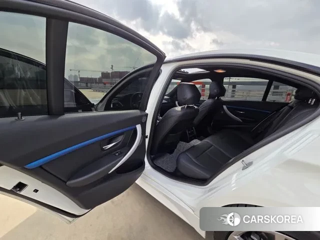 BMW 3 Series (F30) id 3661937 из Кореи 9