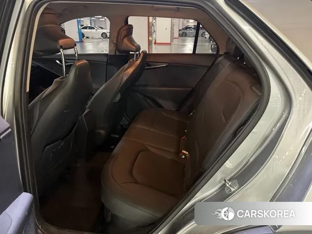 Kia Di Ol Nu Niro id 3224548 из Кореи 9