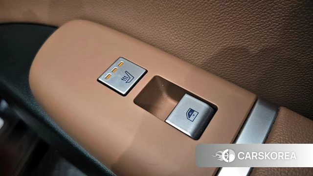 Hyundai Grandeur Hybrid (GN7) id 3940356 из Кореи 9