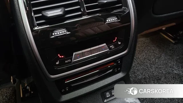 BMW X7 (G07) id 3323716 из Кореи 9