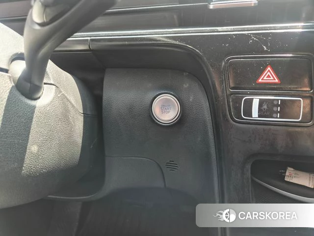 Hyundai Staria id 4302587 из Кореи 9