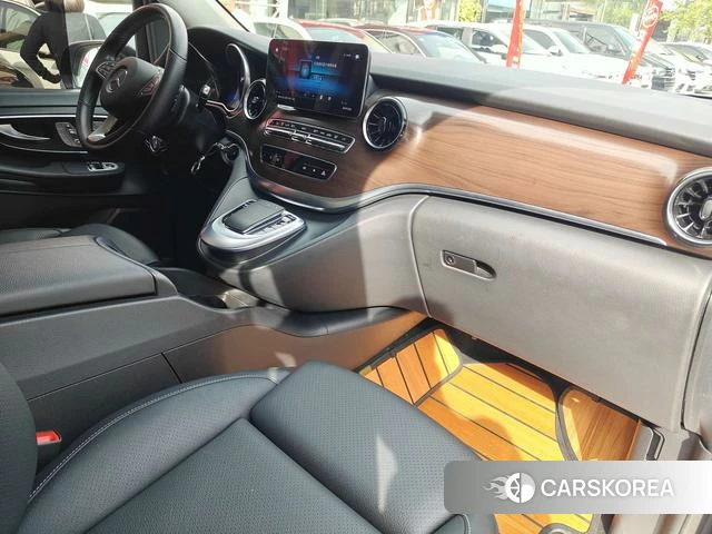 Mercedes-Benz V-class id 4256594 из Китая 9