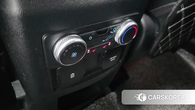 Ford Explorer 6th Generation id 3686642 из Кореи 9