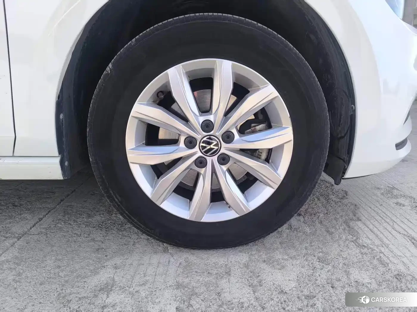 Volkswagen Polo id 4599522 из Китая 9