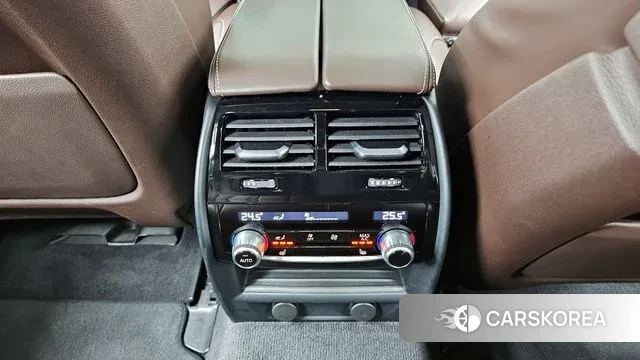 BMW 5 Series (G30) id 3646928 из Кореи 9