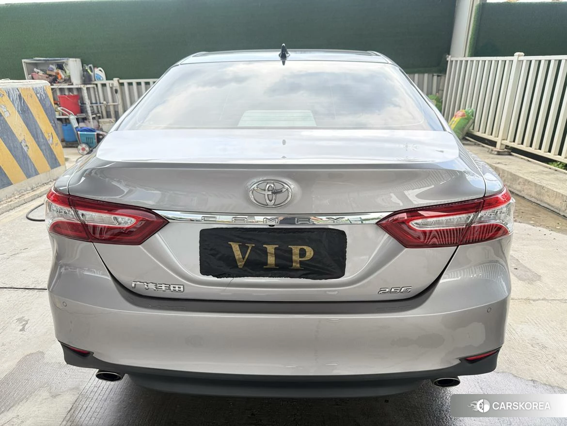 Toyota Camry id 4452378 из Китая 9