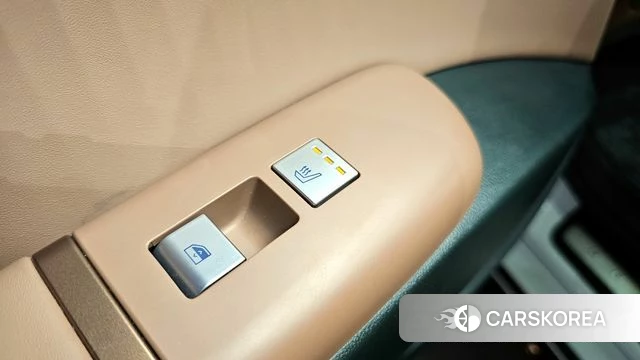 Hyundai Grandeur Hybrid (GN7) id 3850546 из Кореи 9