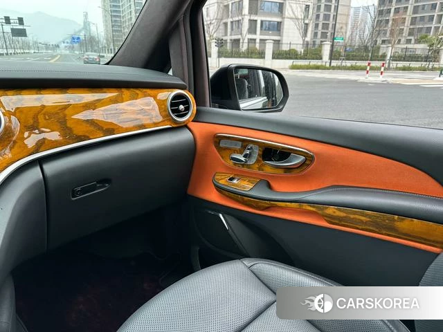 Mercedes-Benz V-class id 4212648 из Китая 9