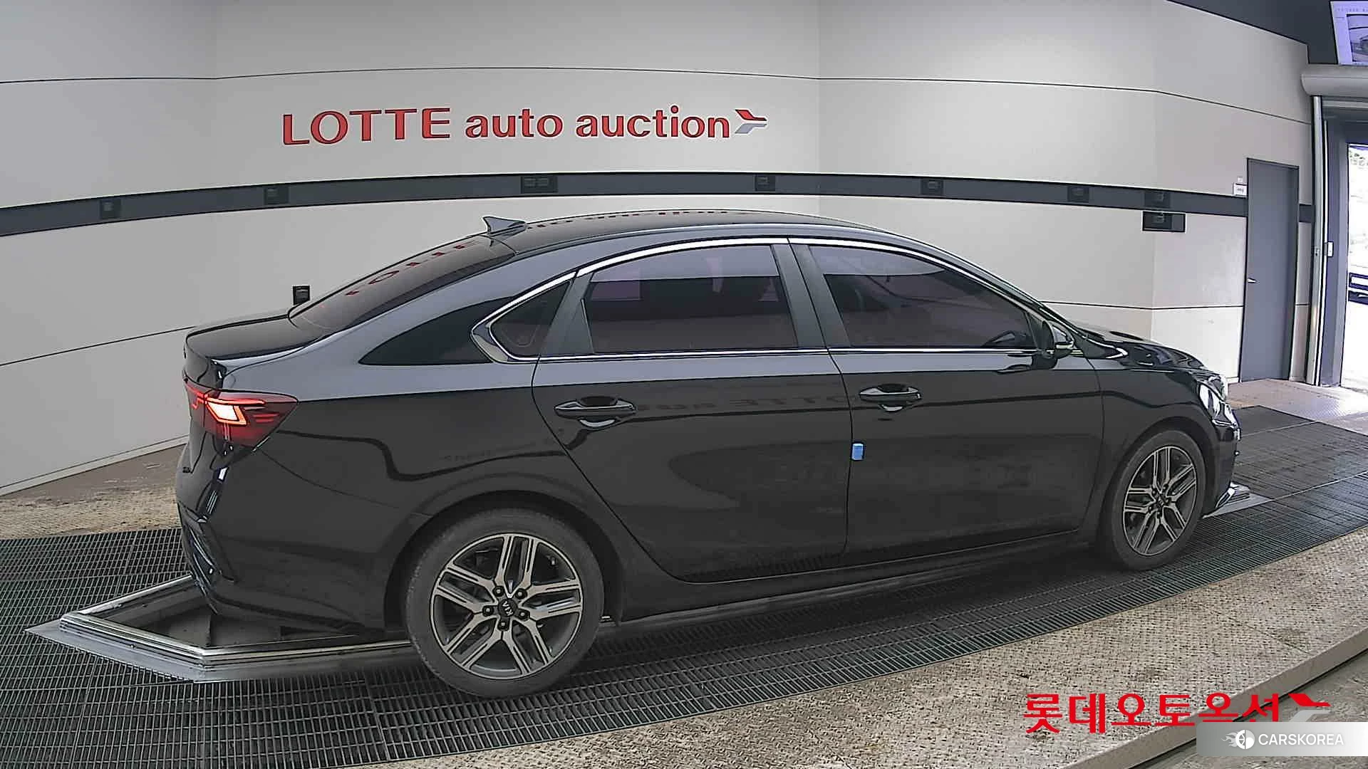 Kia K3 id 3869446 из Кореи 9