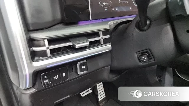 Hyundai Santa Fe (MX5) id 3585774 из Кореи 9