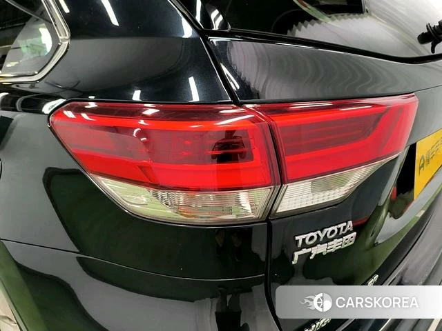 Toyota Highlander id 4211359 из Китая 9