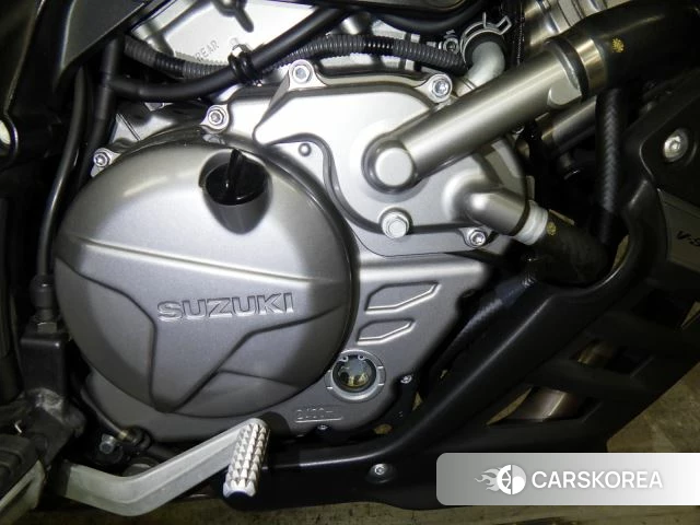 Suzuki V-STROM 650 DL650 ABS id 3947563 из Японии 9