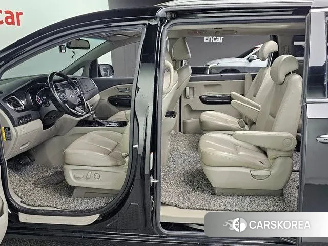 Kia The New Carnival id 3004687 из Кореи 9