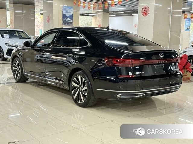 Volkswagen Passat id 4258195 из Китая 9