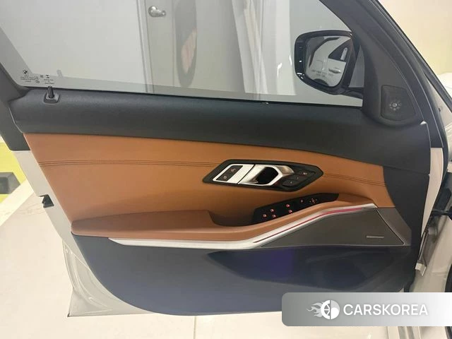 BMW 3 Series (G20) id 4331361 из Кореи 9