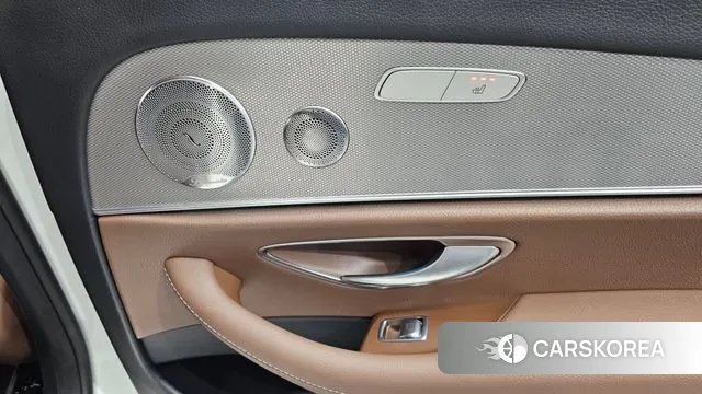 Mercedes-Benz E-Class W213 id 3374941 из Кореи 9
