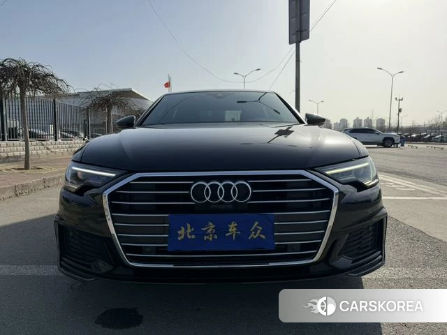 Audi A6L id 4276122 из Китая 9