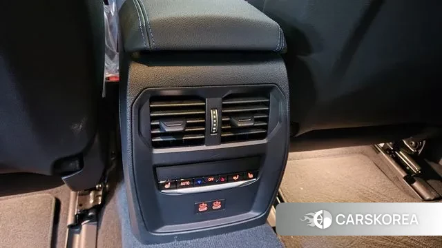 BMW i4 id 3341448 из Кореи 9