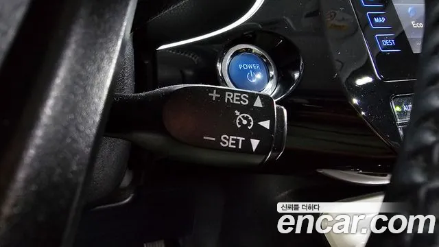 Toyota Prius 4th Generation id 2704919 из Кореи 9