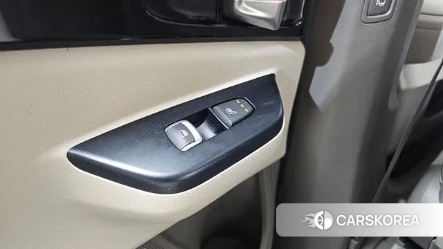 Kia Carnival 4th generation id 3573047 из Кореи 9