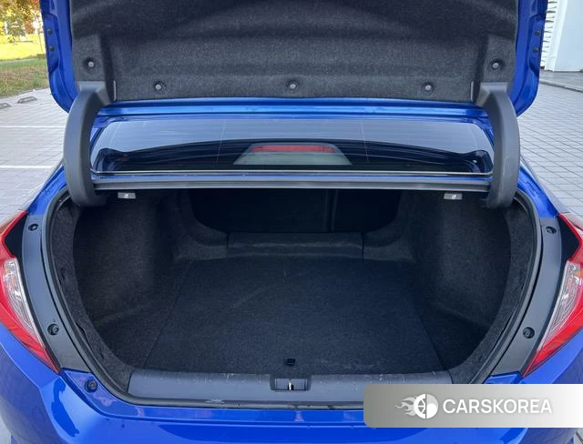 Honda Civic id 4272777 из Китая 9