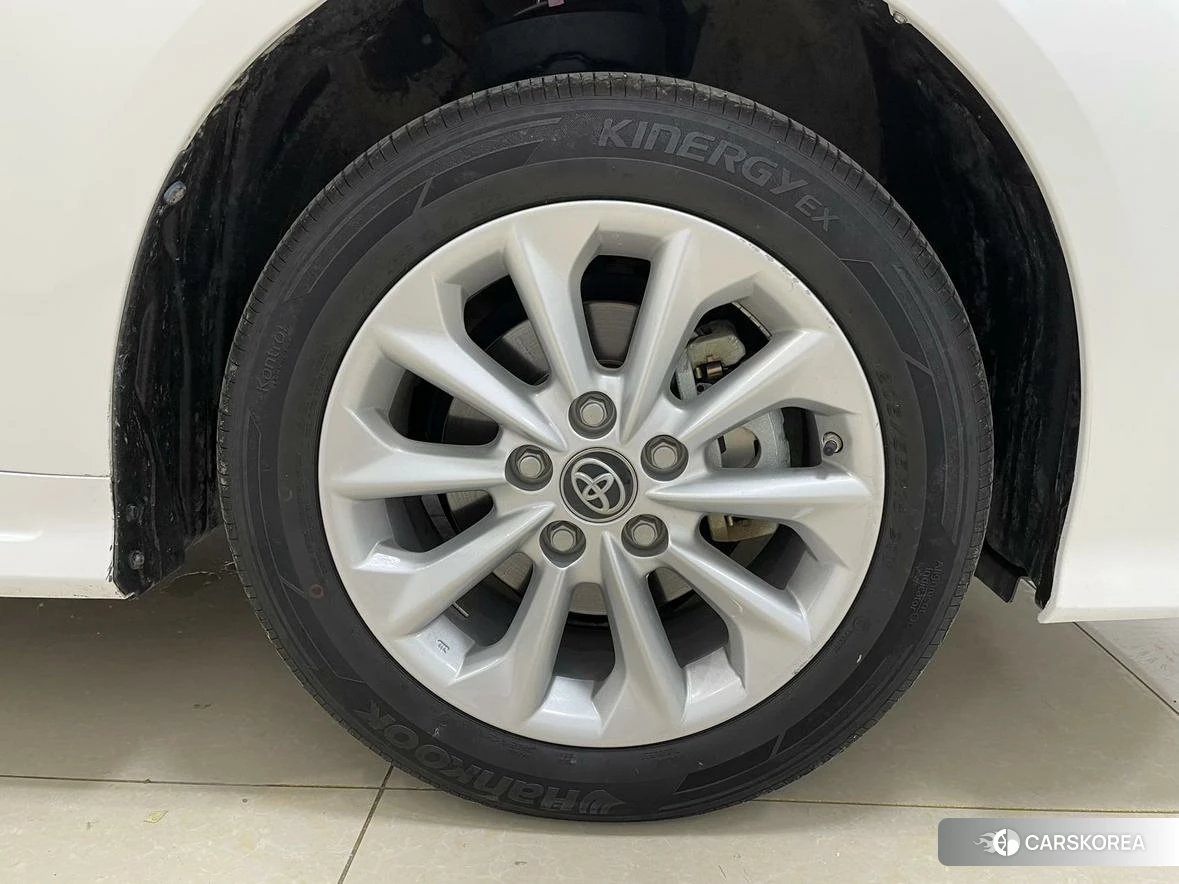 Toyota Corolla id 4413165 из Китая 9
