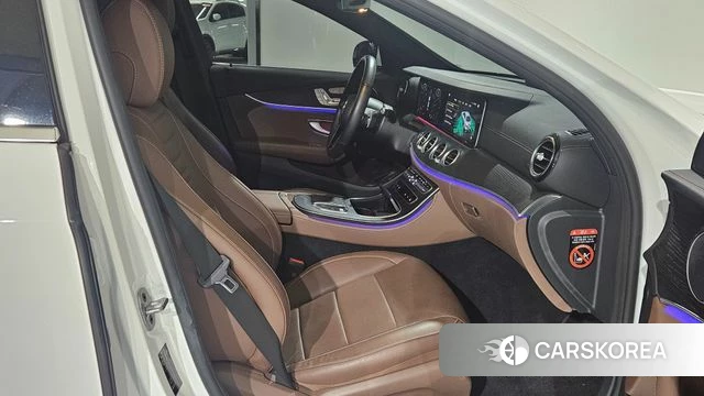 Mercedes-Benz E-Class W213 id 4281394 из Кореи 9