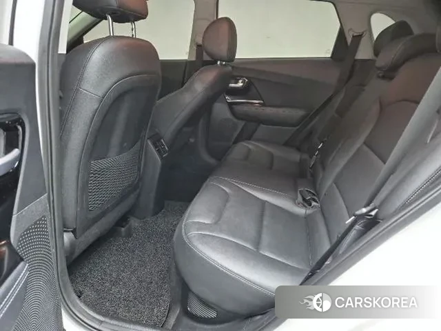 Kia Niro id 3505555 из Кореи 9