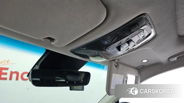 Genesis GV70 id 3432989 из Кореи 9