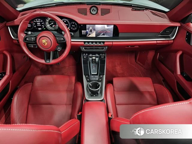 Porsche 911(992) id 4529898 из Кореи 9