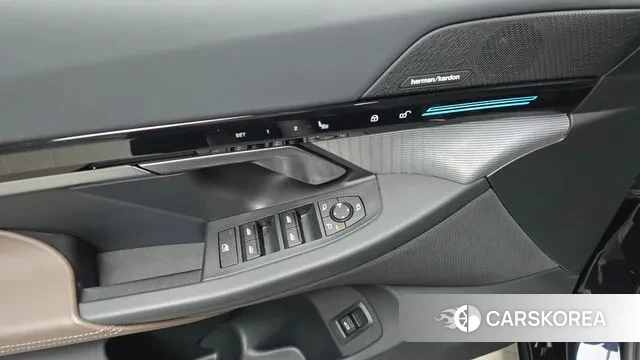 BMW 5 Series (G60) id 3477646 из Кореи 9