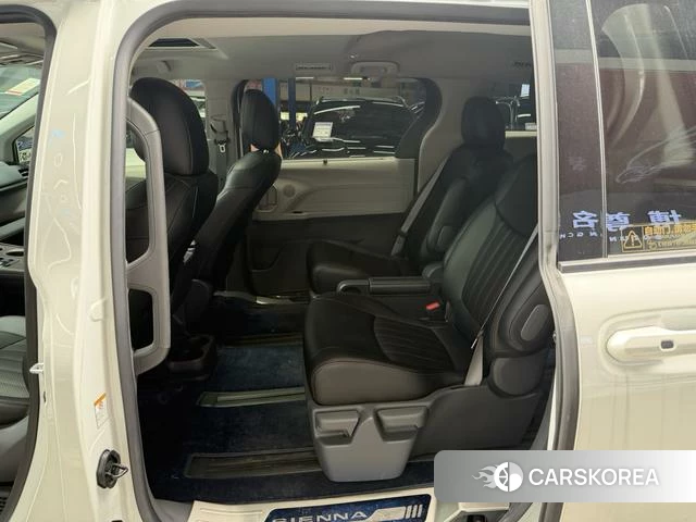 Toyota Saina id 4276282 из Китая 9