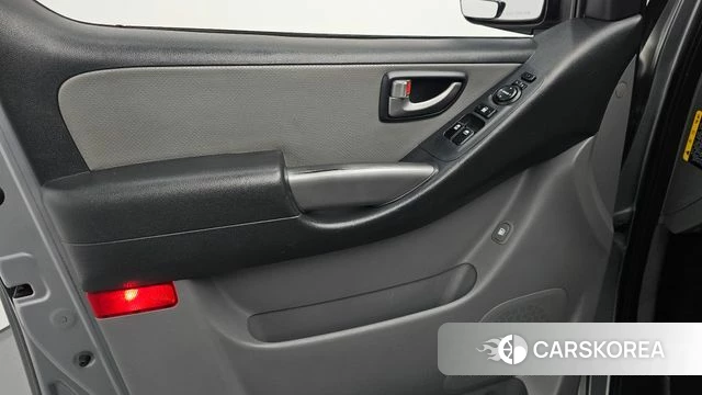 Hyundai The New Grand Starex id 3880294 из Кореи 9