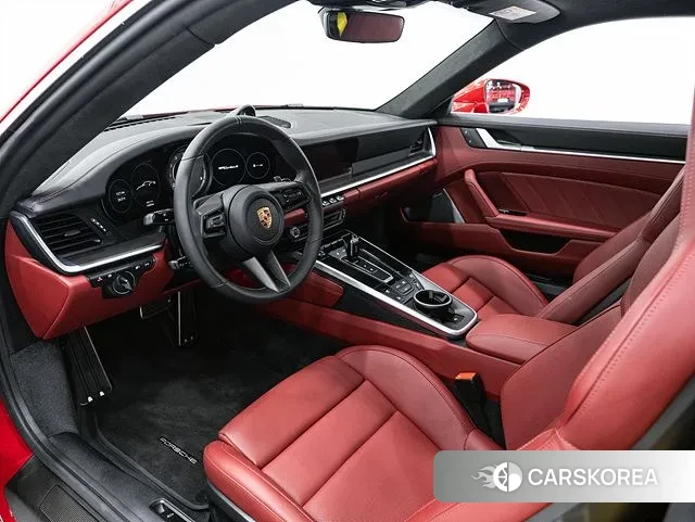 Porsche 911(992) id 3164082 из Кореи 9