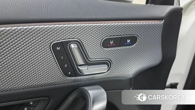 Mercedes-Benz A-Class W177 id 4196148 из Кореи 9