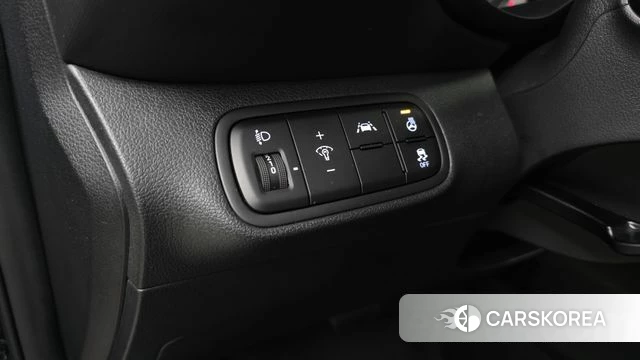 Hyundai Venue id 3915744 из Кореи 9