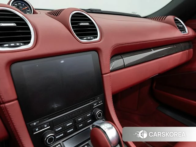 Porsche 718 Boxster id 4302716 из Кореи 9