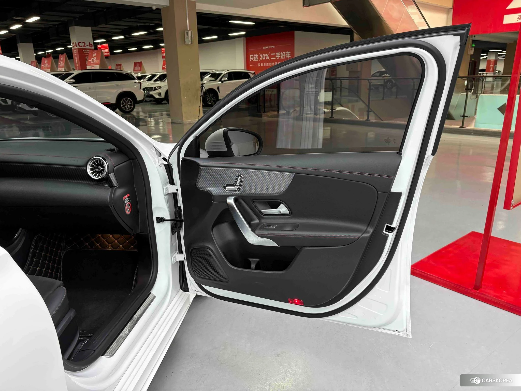 Mercedes-Benz Class A id 4461609 из Китая 9